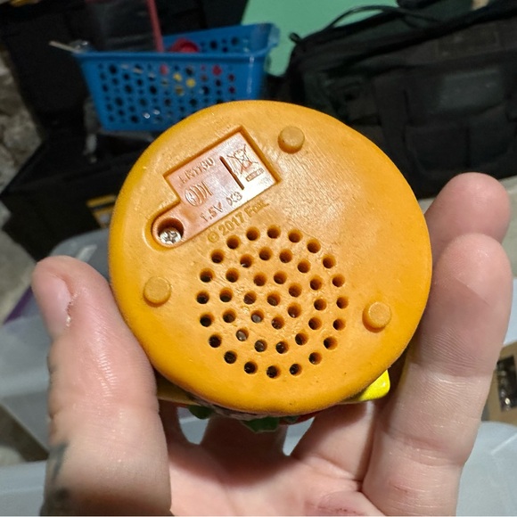 Fun Cartoon Character Playset - Green and Pink - Picture 7 of 10